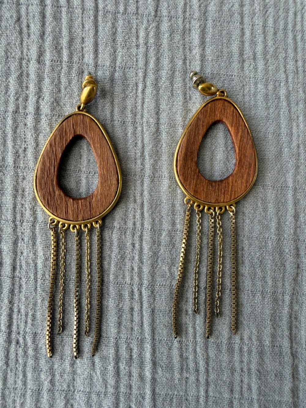 Gold & Wood Teardrop Fringe Earrings - EUC